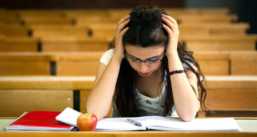 Student exam stress and anxiety treatment in Pune by Dr. Pratibha Bezwada